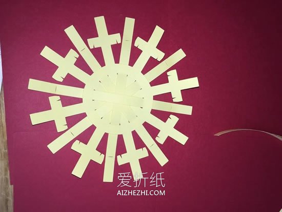 怎么编织圆形收纳纸篮子的制作方法步骤图- www.aizhezhi.com