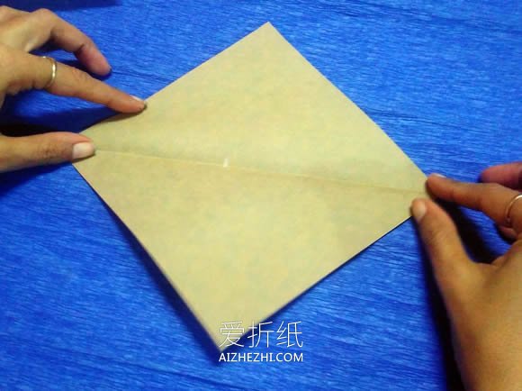 儿童怎么简单折纸鲸鱼的折法图解教程- www.aizhezhi.com