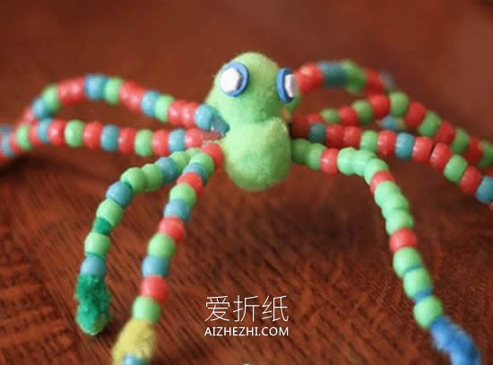 怎么用扭扭棒做彩色蜘蛛的手工制作方法- www.aizhezhi.com