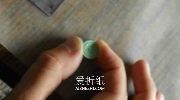 怎么做衍纸五瓣花的入门手工教程图解- www.aizhezhi.com