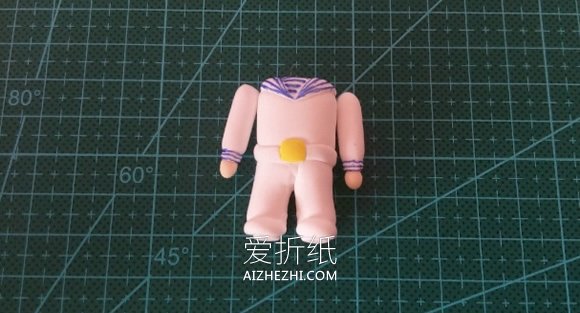 怎么做超轻粘土海军士兵人偶的制作方法图解- www.aizhezhi.com