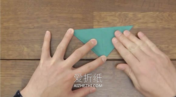 幼儿园怎么折纸会跳小青蛙的折法教程- www.aizhezhi.com
