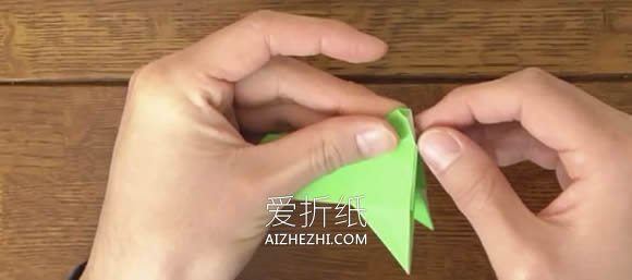 怎么折纸小航天飞机的折法简单步骤图解- www.aizhezhi.com