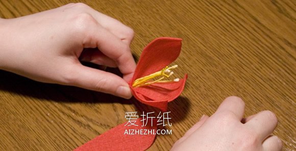 怎么做皱纹纸冠花贝母的手工制作方法- www.aizhezhi.com