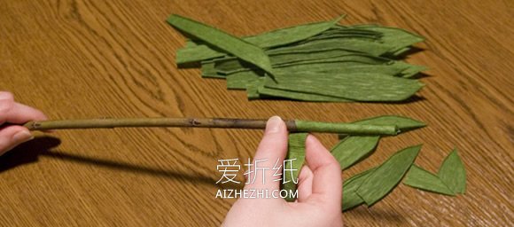 怎么做皱纹纸冠花贝母的手工制作方法- www.aizhezhi.com