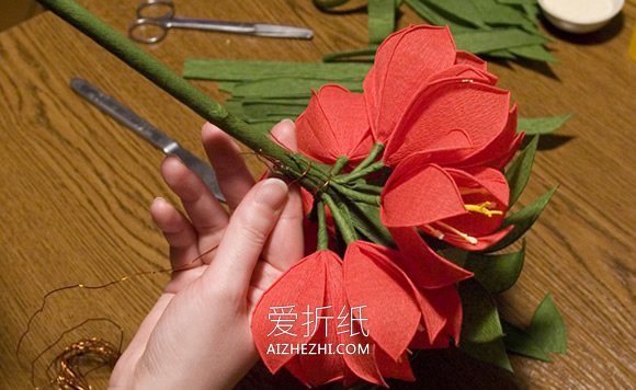 怎么做皱纹纸冠花贝母的手工制作方法- www.aizhezhi.com