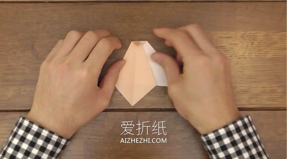 怎么折纸像史努比可爱狗狗的折法图解- www.aizhezhi.com