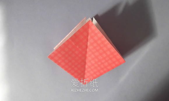 怎么折纸圣诞老人挂饰的两种折法图解步骤- www.aizhezhi.com