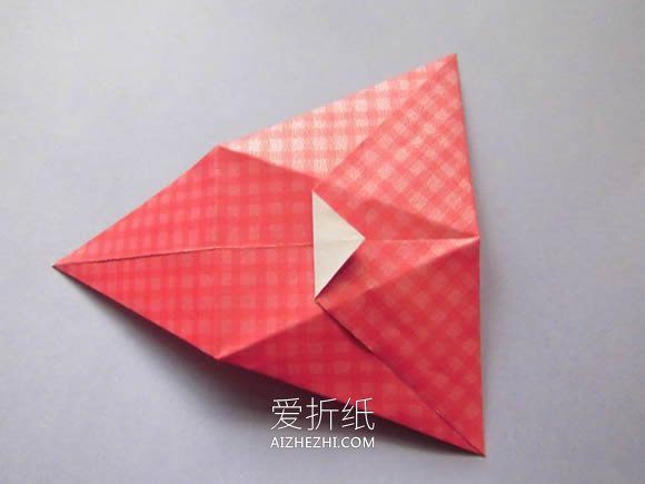 怎么折纸圣诞老人挂饰的两种折法图解步骤- www.aizhezhi.com