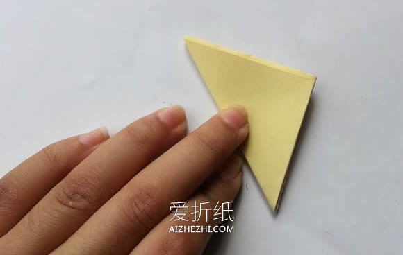怎么做简单又好看彩纸花的手工制作图解教程- www.aizhezhi.com