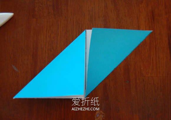 怎么手工做美丽纸花球的折纸过程图解- www.aizhezhi.com