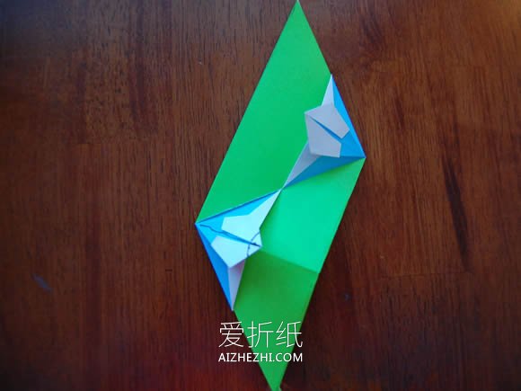 怎么手工做美丽纸花球的折纸过程图解- www.aizhezhi.com