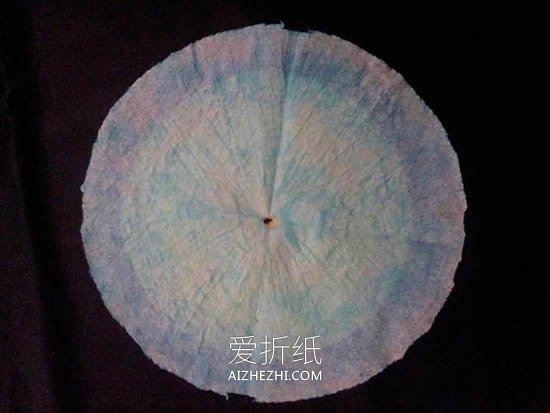 怎么做餐巾纸芭蕾舞演员人偶的手工制作方法- www.aizhezhi.com