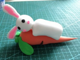 怎么做在胡萝卜上睡觉小白兔的粘土手工教程