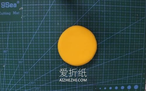 怎么做超轻粘土圆月饼的手工制作图解教程- www.aizhezhi.com