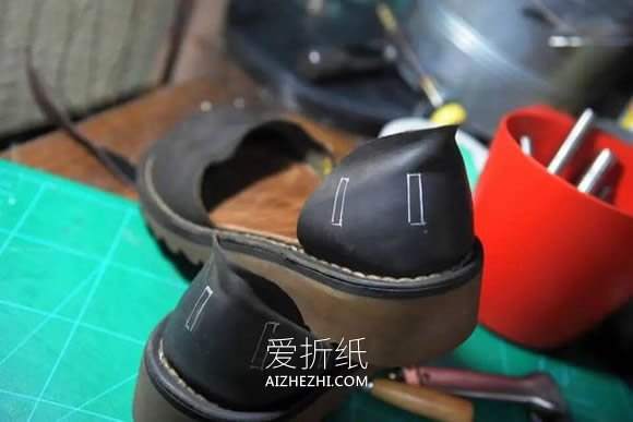 怎么用旧皮靴做文艺复古凉鞋的改造制作方法- www.aizhezhi.com