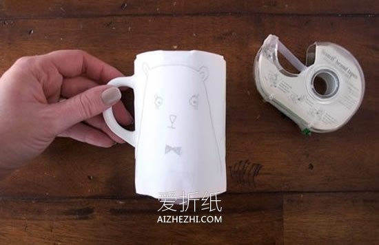 怎么简单手绘马克杯的DIY方法图解教程- www.aizhezhi.com