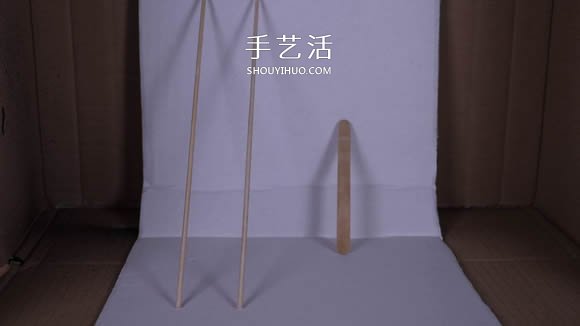 可乐瓶科技小制作 DIY橡皮筋动力飞机的方法- www.aizhezhi.com