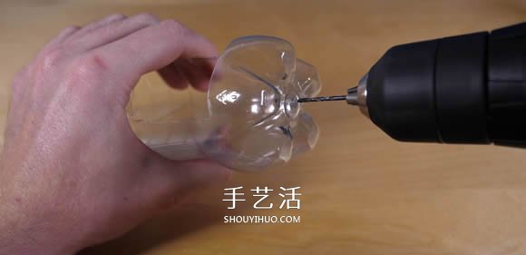 可乐瓶科技小制作 DIY橡皮筋动力飞机的方法- www.aizhezhi.com