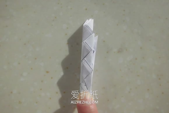 怎么折纸拥抱的双手的折法步骤图解- www.aizhezhi.com