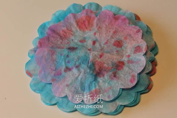 怎么用咖啡过滤纸做情人节花束或装饰纸花- www.aizhezhi.com