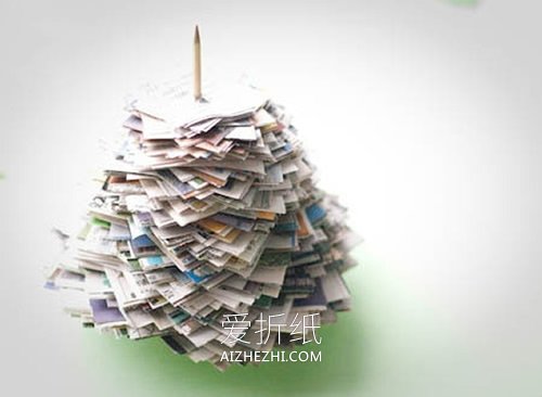 怎么用废纸做圣诞树的制作方法超级简单- www.aizhezhi.com