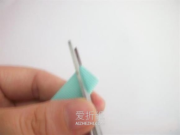 怎么做双色公主风蝴蝶结发饰的制作方法- www.aizhezhi.com