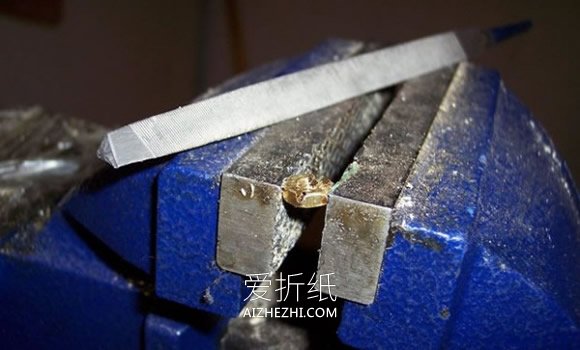 怎么用螺丝螺母做创意情侣对戒的制作方法- www.aizhezhi.com