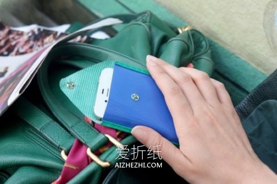 怎么用油布手工制作手机套的方法图解- www.aizhezhi.com