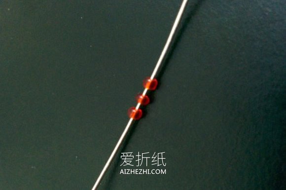 怎么用金属丝做情人节心动项链坠的制作方法- www.aizhezhi.com