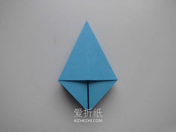 手工折纸华丽圣诞树怎么折的过程步骤- www.aizhezhi.com