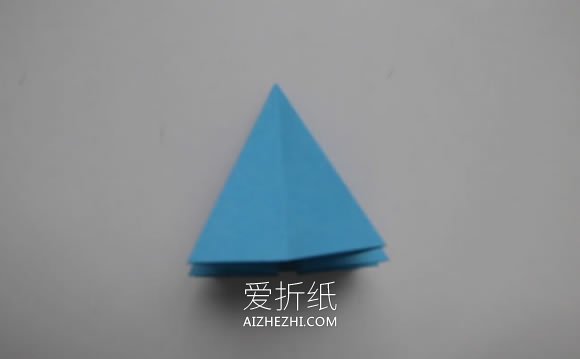 手工折纸华丽圣诞树怎么折的过程步骤- www.aizhezhi.com