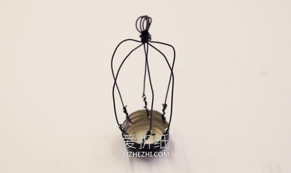 怎么用瓶盖和铁丝做迷你鸟笼挂饰的制作方法- www.aizhezhi.com