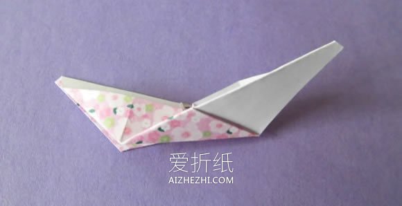 怎么折纸双色纸球的折法步骤图解- www.aizhezhi.com