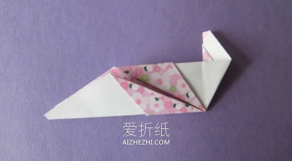 怎么折纸双色纸球的折法步骤图解- www.aizhezhi.com