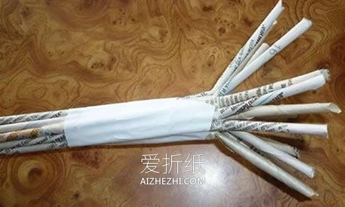 怎么用旧报纸做梦幻大树的制作方法教程- www.aizhezhi.com