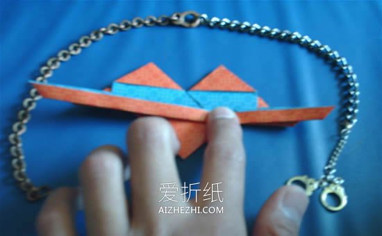 怎么折纸带翅膀心的折叠方法步骤图- www.aizhezhi.com