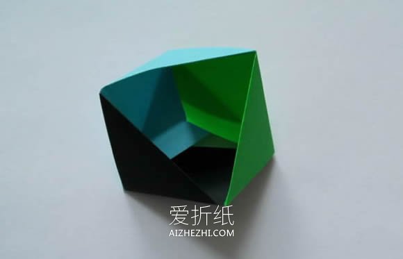 怎么折纸模块化三角形收纳盒的折法图解- www.aizhezhi.com