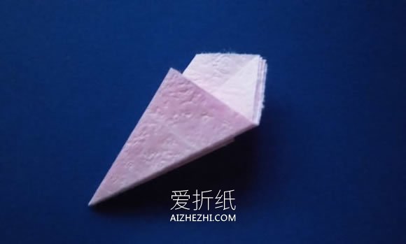 怎么用手揉纸折风信子的折法步骤图解- www.aizhezhi.com