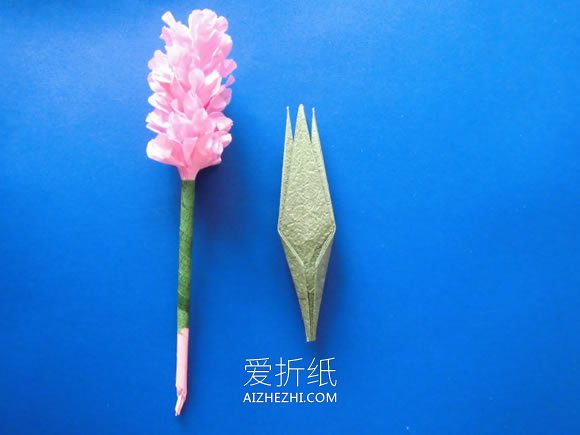 怎么用手揉纸折风信子的折法步骤图解- www.aizhezhi.com