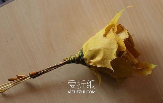 怎么做树叶玫瑰花的简单手工制作教程- www.aizhezhi.com