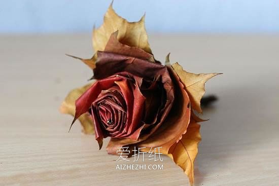 怎么做树叶玫瑰花的简单手工制作教程- www.aizhezhi.com