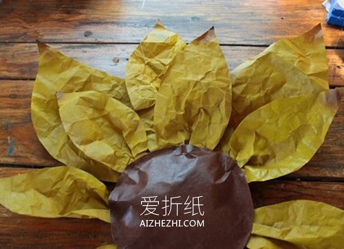 幼儿园怎么简单做向日葵的手工制作教程- www.aizhezhi.com