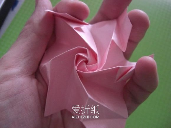 怎么折纸福山玫瑰花的折法详细过程图解- www.aizhezhi.com