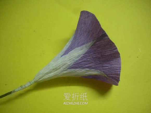 怎么做皱纹纸牵牛花的手工制作方法图解- www.aizhezhi.com