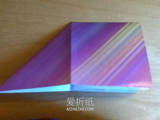 怎么折纸很酷三角玫瑰花的折法步骤图解- www.aizhezhi.com