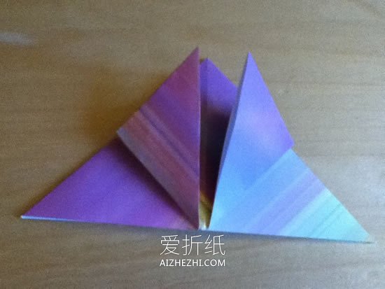 怎么折纸很酷三角玫瑰花的折法步骤图解- www.aizhezhi.com