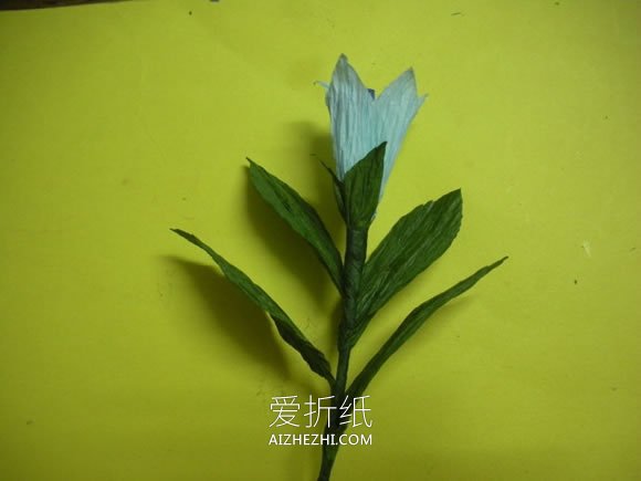 怎么做皱纹纸龙胆花的手工制作方法图解- www.aizhezhi.com