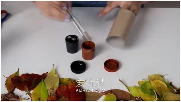 幼儿园怎么做秋天大树的废物利用制作教程- www.aizhezhi.com