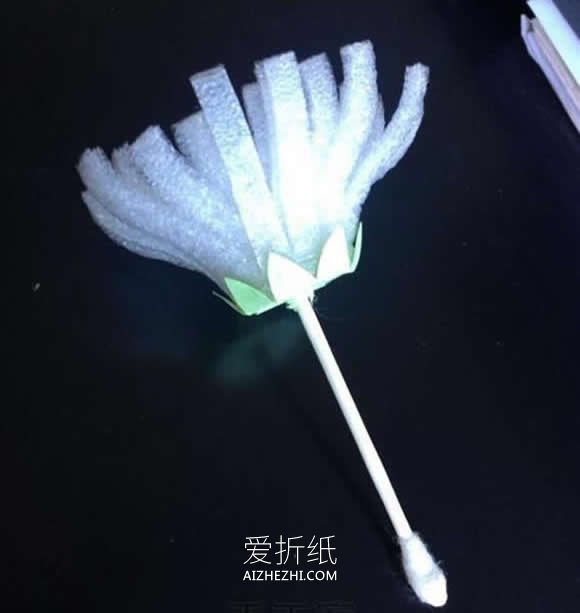 怎么做重阳节泡沫簿膜菊花的手工制作方法- www.aizhezhi.com